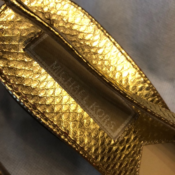 Michael kors shoes - Picture 2 of 5